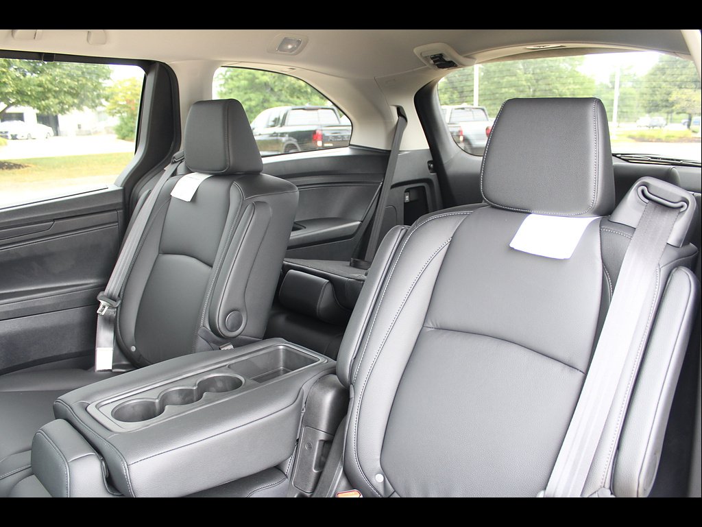 2026 Honda Odyssey EX-L - Photo 7