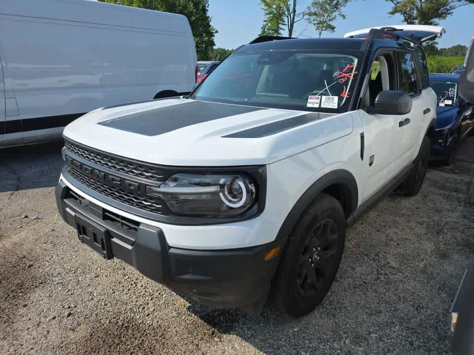 Used 2025 Oxford White Ford Big Bend image 2