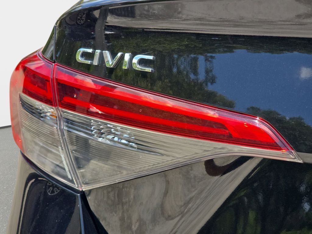 Used 2022 Crystal Black Pearl Honda Touring image 26