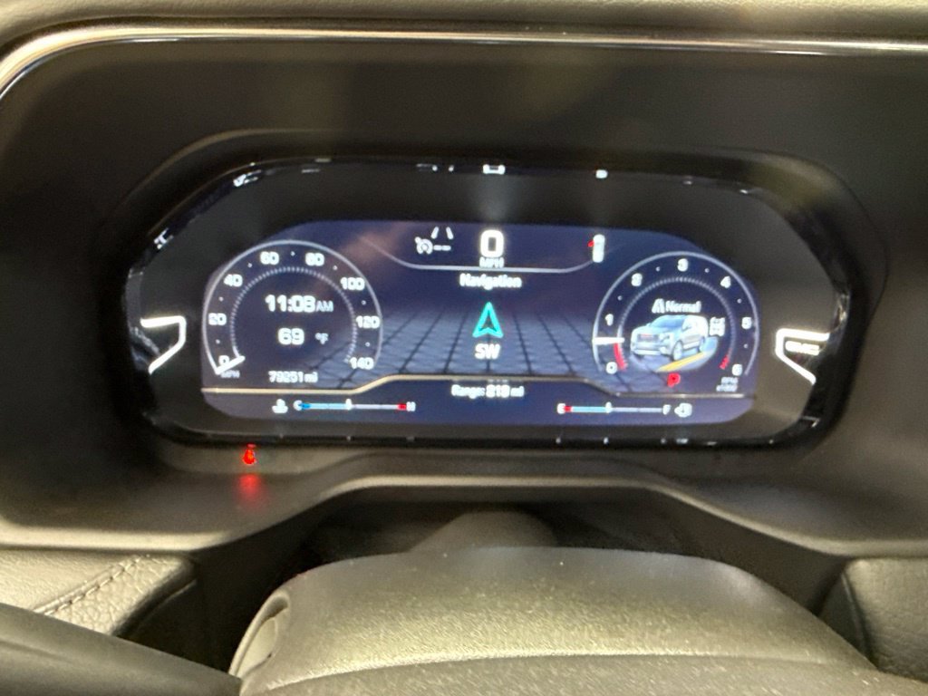 Used 2022 Black GMC Denali image 31