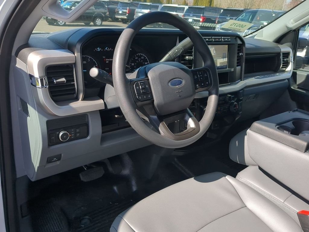 2024 Ford F-450 Super Duty Chassis Cab XL - Photo 41