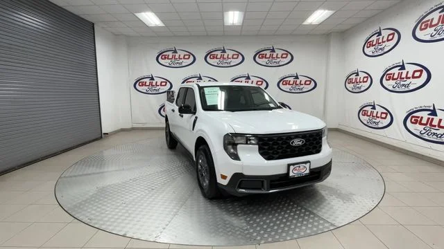 New 2026 Oxford White Ford XLT image 6