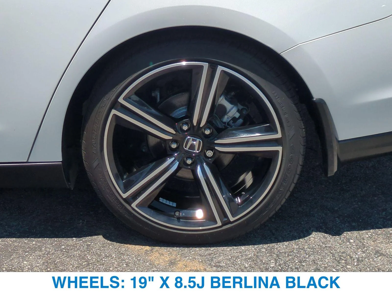 Used 2024 White Honda Sport image 11