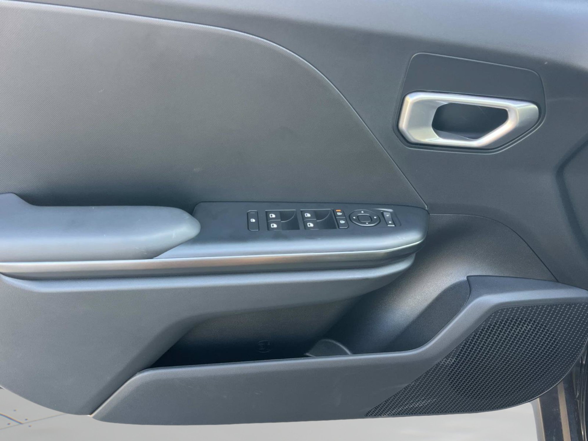 New 2026 Interstellar Gray Kia LXS image 20