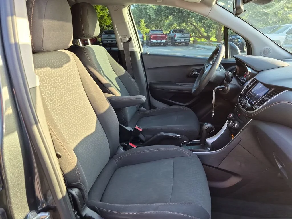 Used 2020 NIGHTFALL GRAY METALLIC Chevrolet LS image 37