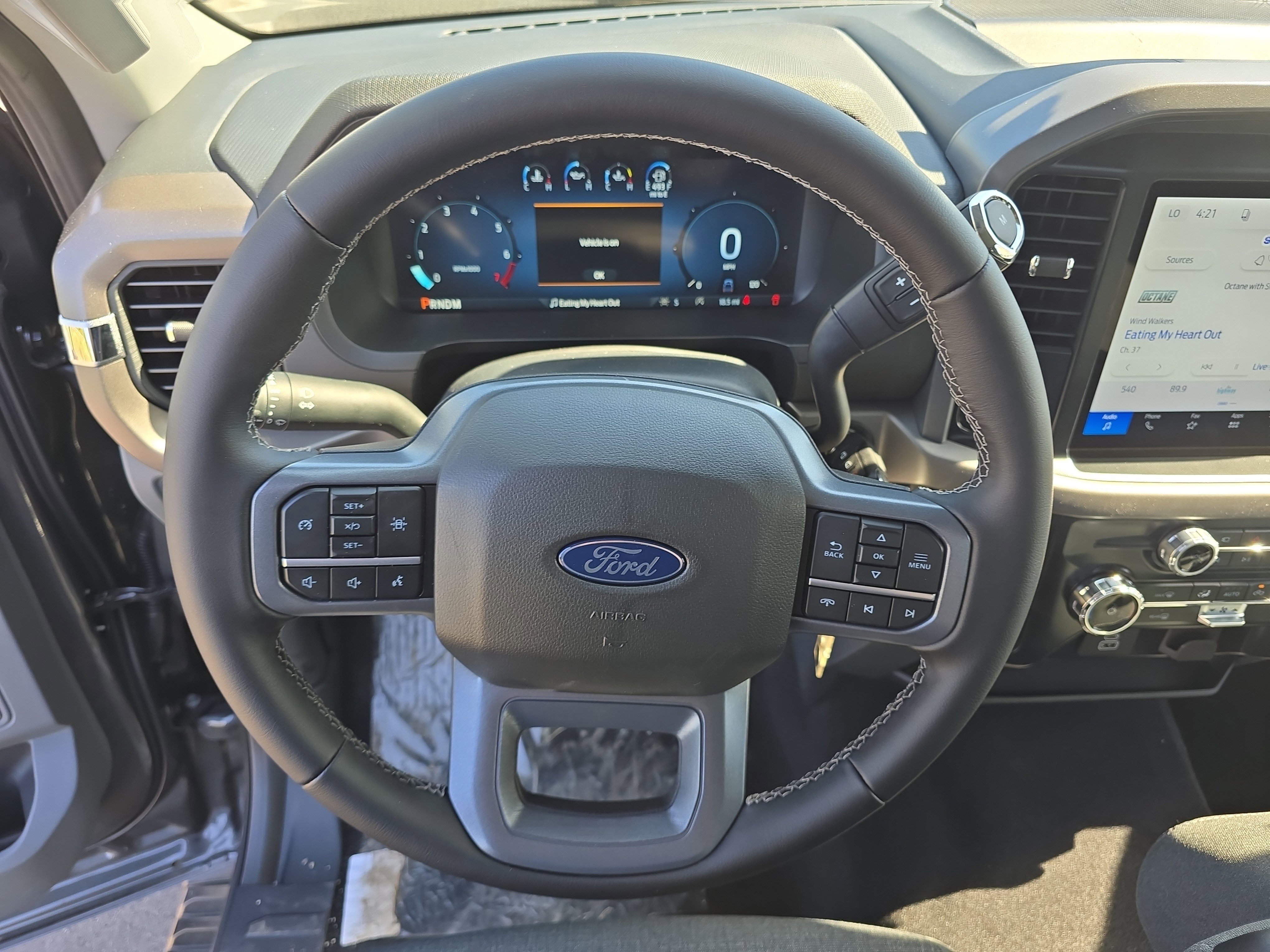 New 2026 Carbonized Gray Metallic Ford XLT image 15