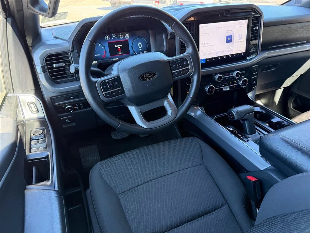 Used 2025 White Ford XLT image 7