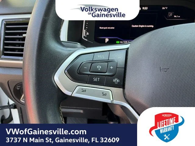 Used 2023 Pure White Volkswagen 3.6L V6 SE w/Technology image 22