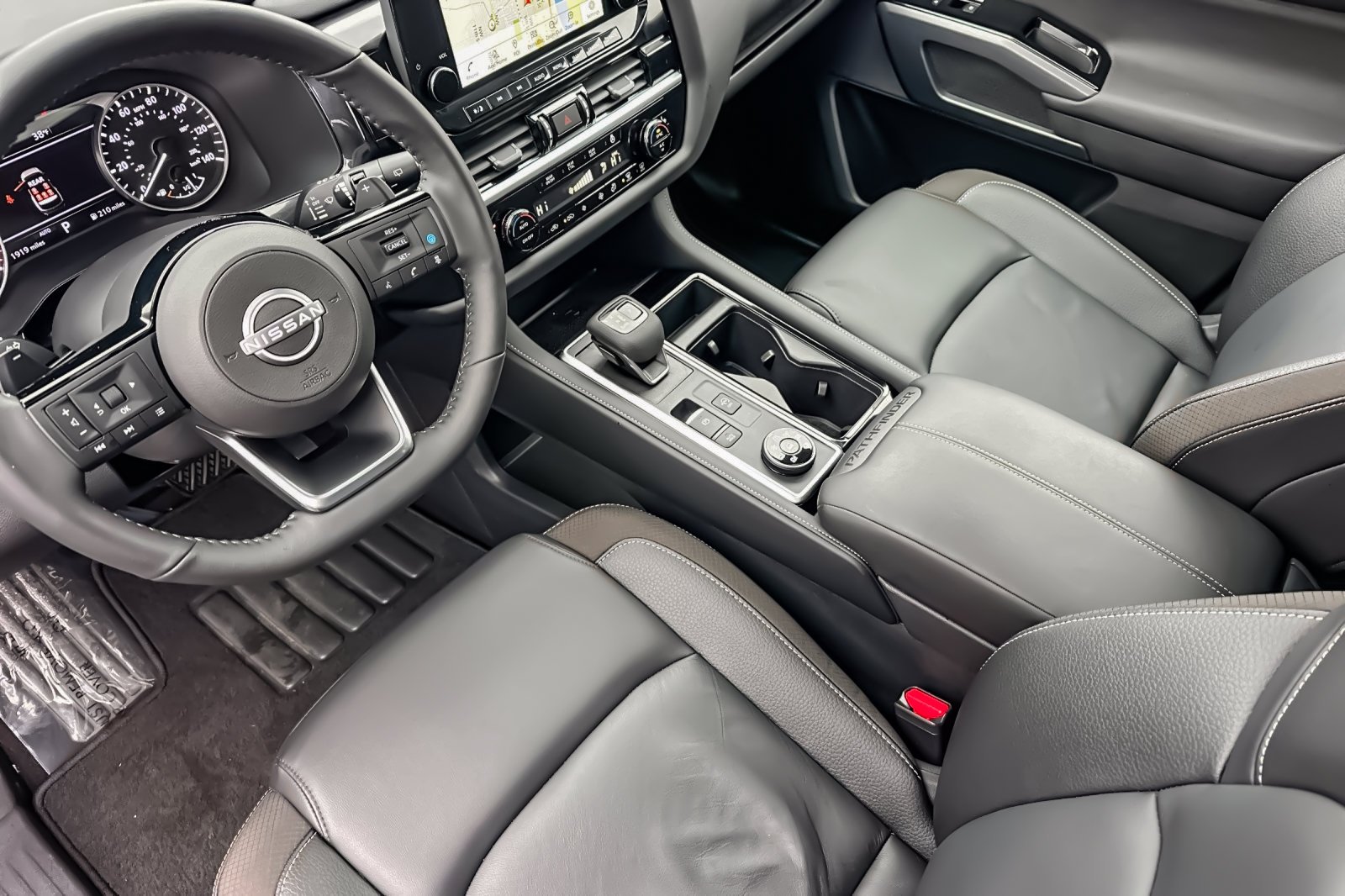 Used 2025 Silver Nissan SL image 6