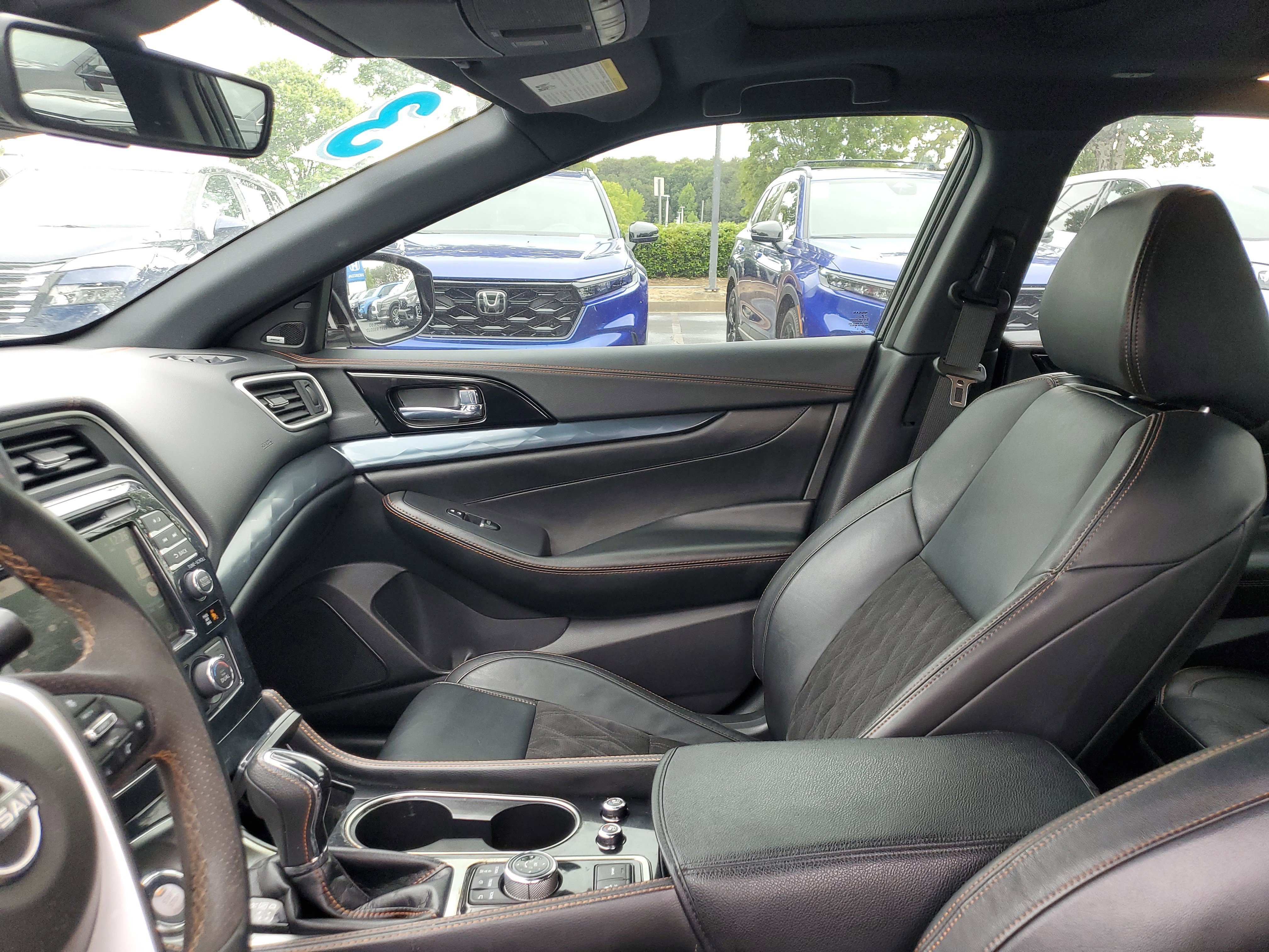 Used 2023 Gun Metallic Nissan SR image 16