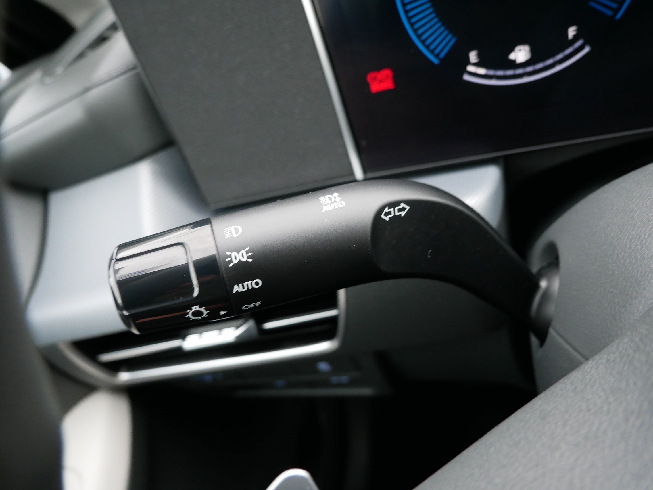 2025 Hyundai Sonata SEL - Photo 25