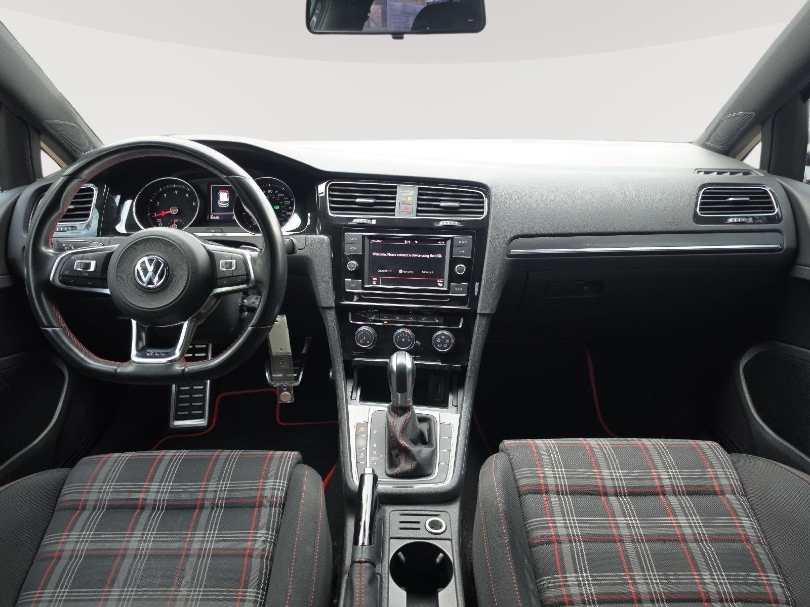 Used 2018 Night Blue Metallic Volkswagen S image 19