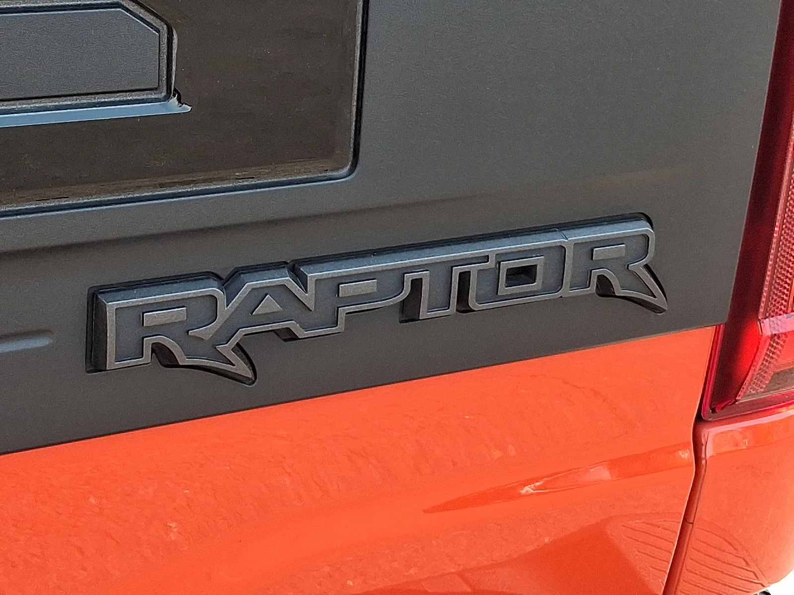 Used 2022 Code Orange Metallic Ford Raptor image 32