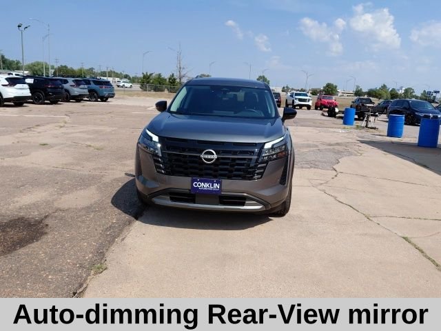 Used 2026 Gun Metallic Nissan SL image 10