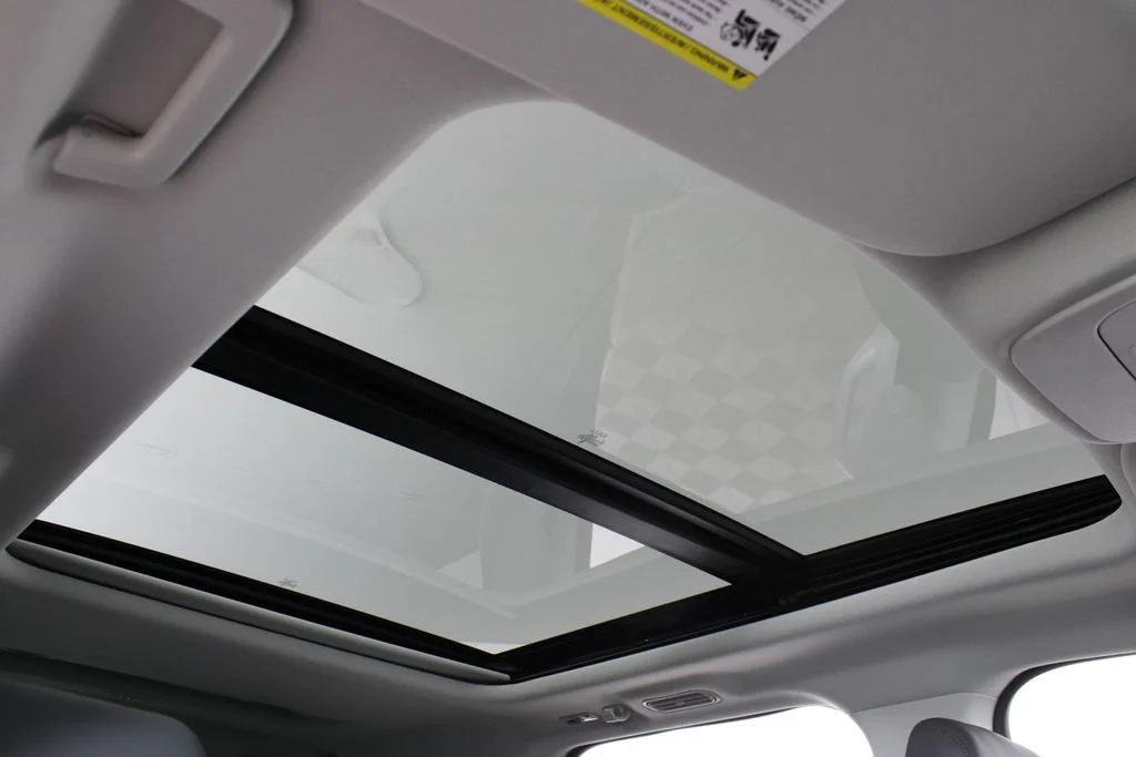 New 2026 Star White Metallic Tri-Coat Ford Active image 23