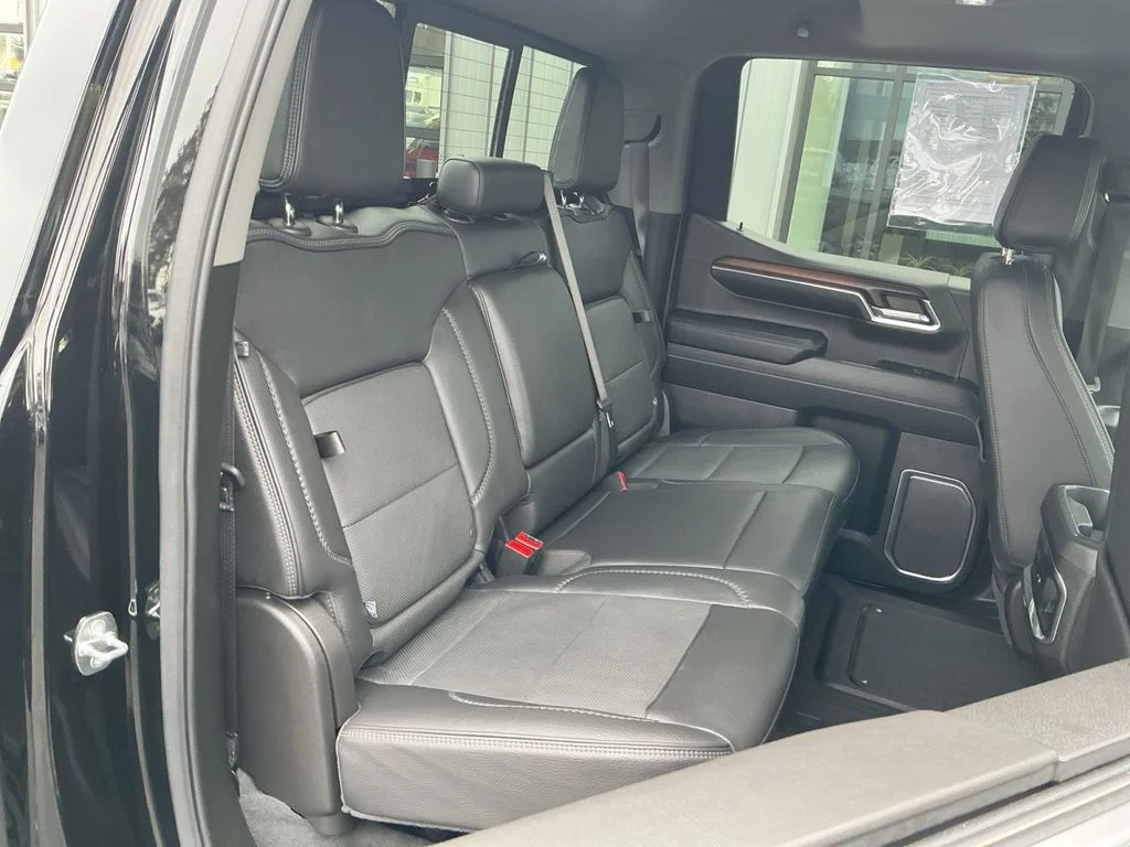 Used 2024 Black GMC Denali image 22