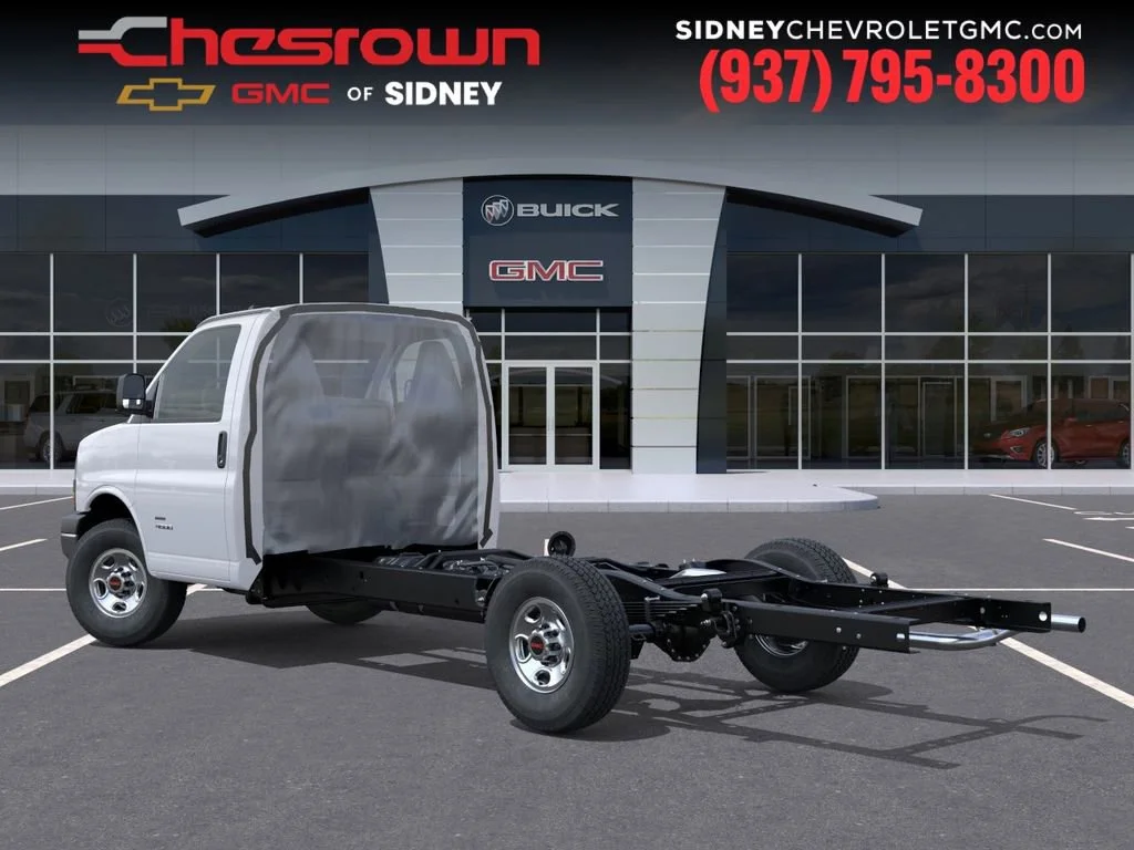 New 2025 Summit White GMC 1WT image 10