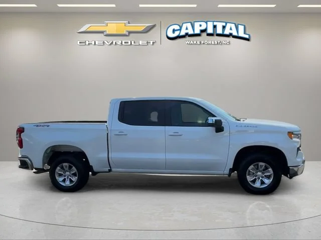 Used 2025 Summit White Chevrolet LT image 7