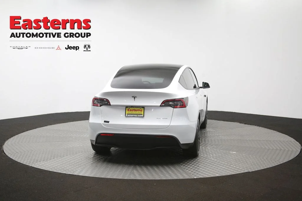Used 2021 White Tesla Long Range image 31