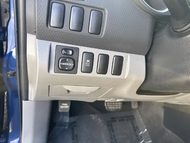 Used 2015 Blue Toyota PreRunner image 25