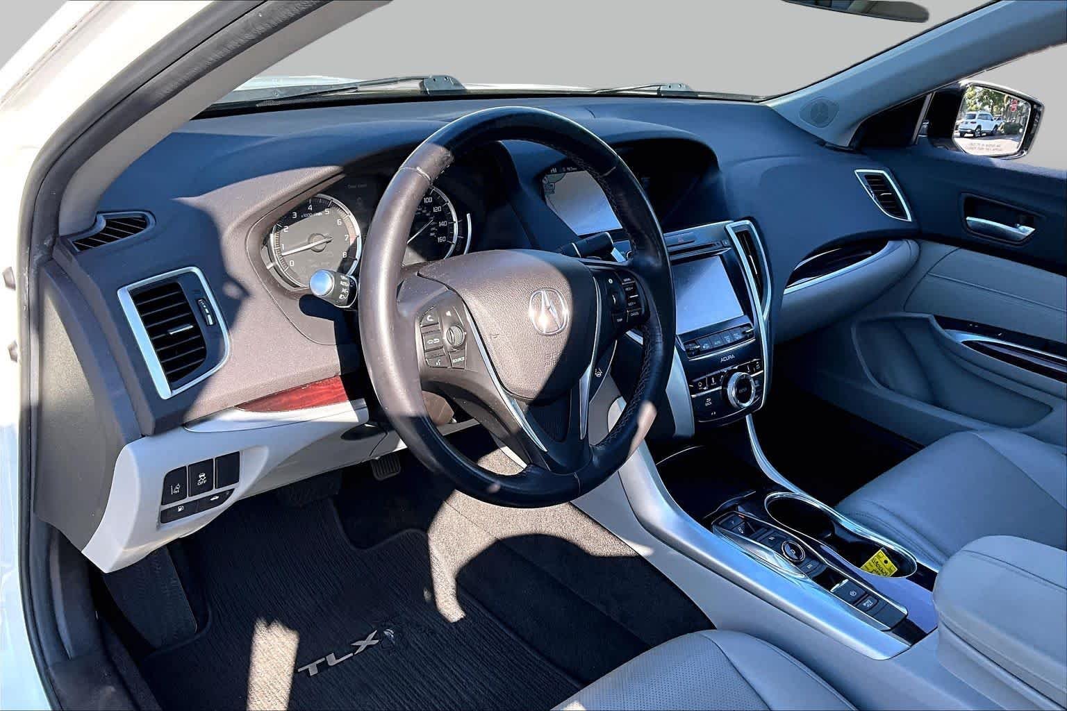 Used 2016 Bellanova White Pearl Acura V6 Tech image 26