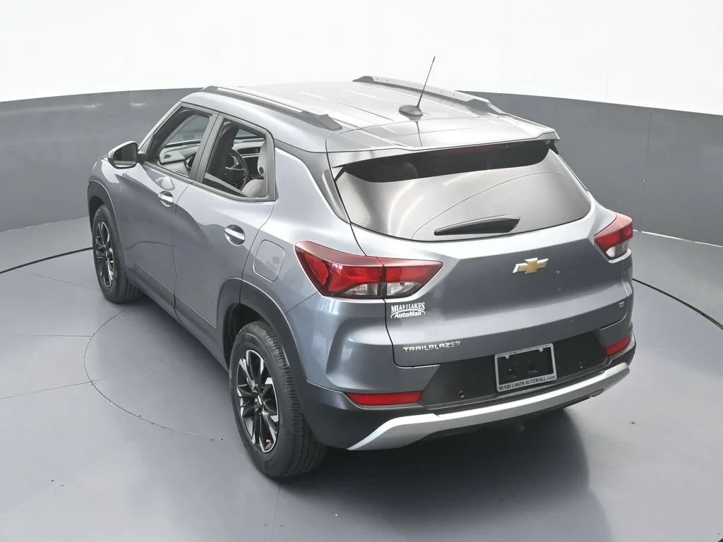 Used 2021 Satin Steel Metallic Chevrolet LT image 45