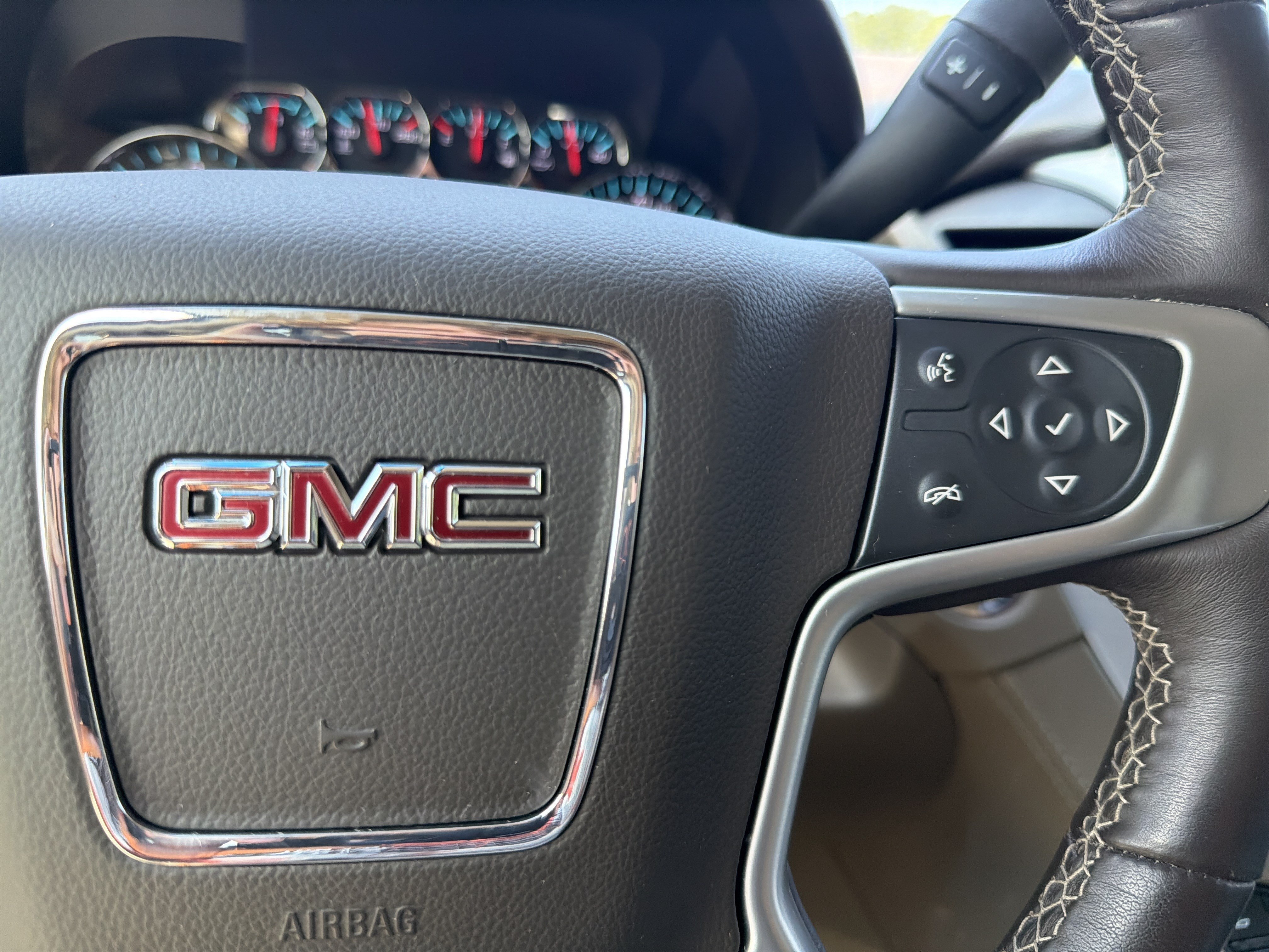 2019 GMC Yukon SLT - Photo 27