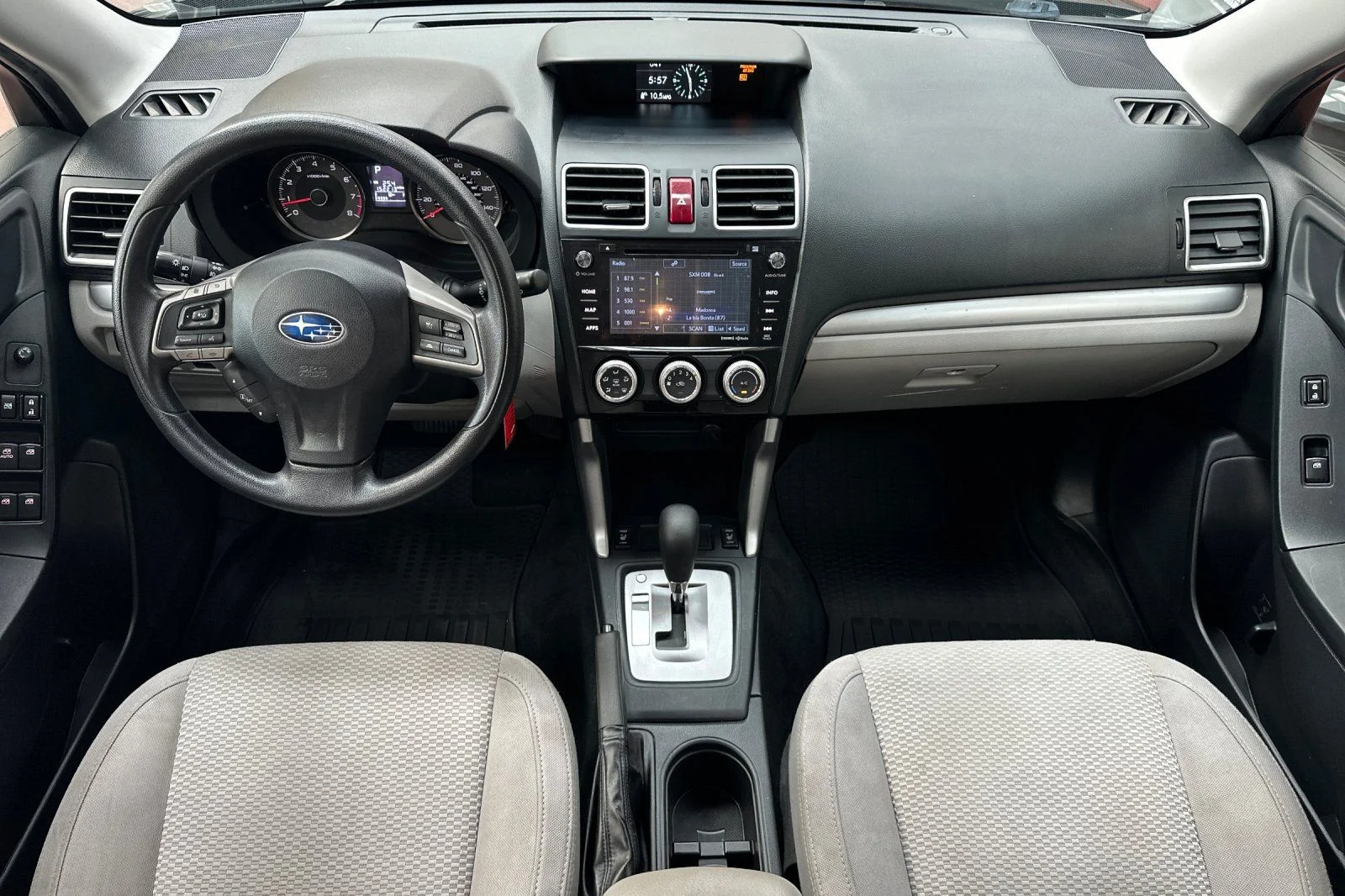 Used 2016 Gray Subaru 2.5i Premium image 17