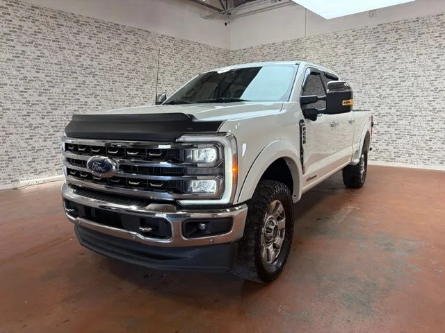 Used 2023 Star White Metallic Tri-Coat Ford King Ranch image 3