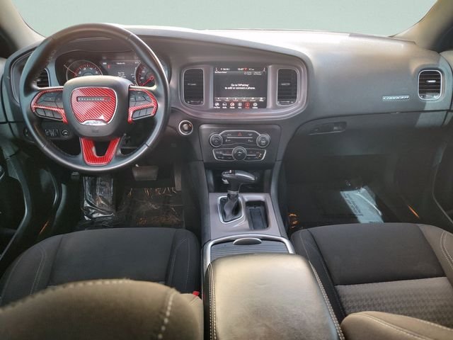 Used 2023 Green Dodge SXT image 9