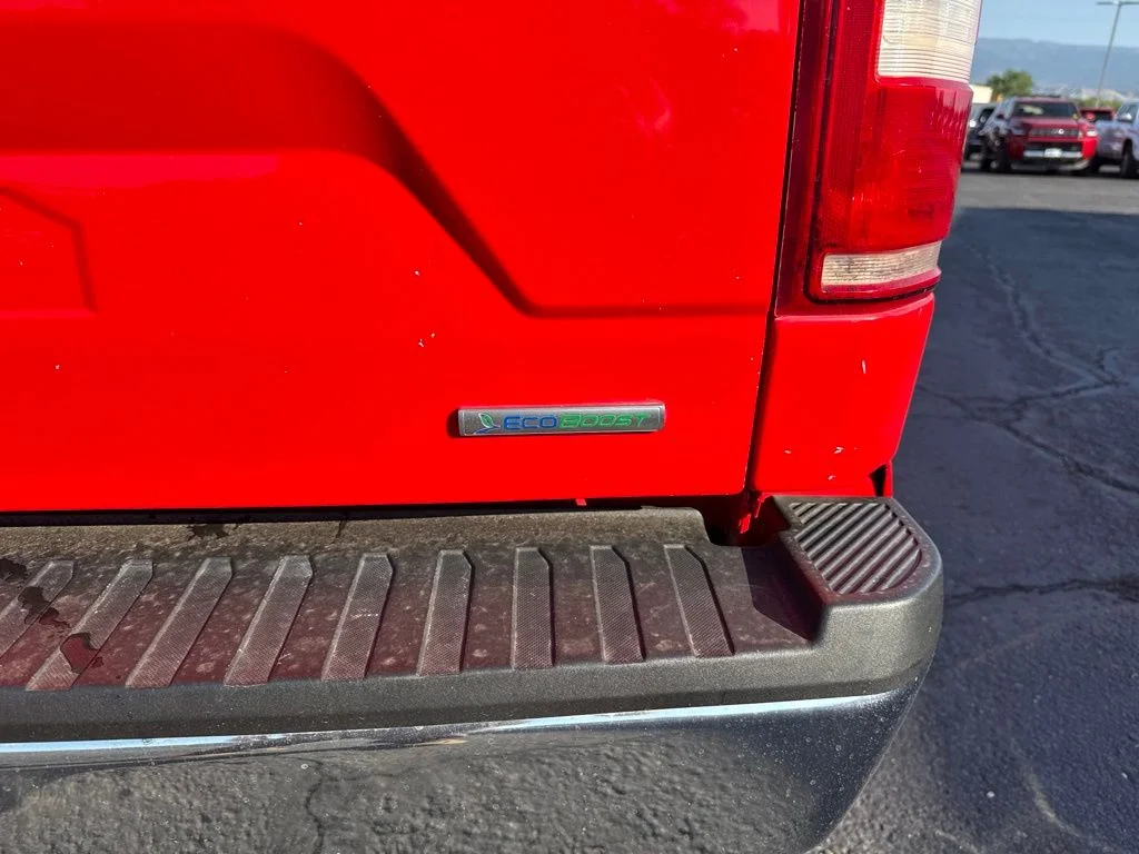 Used 2018 Race Red Ford XLT image 7