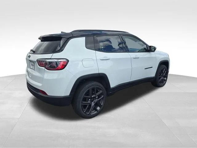 Used 2026 White Jeep Limited Altitude image 5