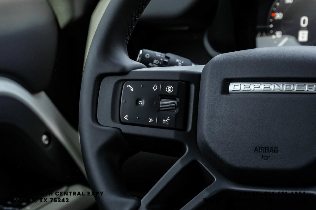 New 2026 Fuji White Land Rover X-Dynamic SE image 14