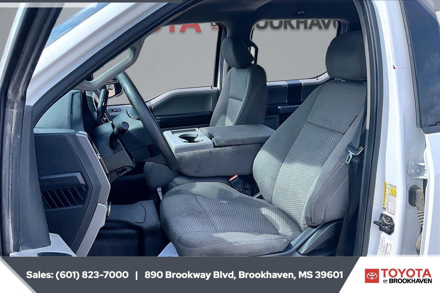 Used 2022 Oxford White Ford XLT image 18
