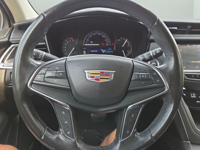 Used 2019 Black Metallic Cadillac Luxury image 28