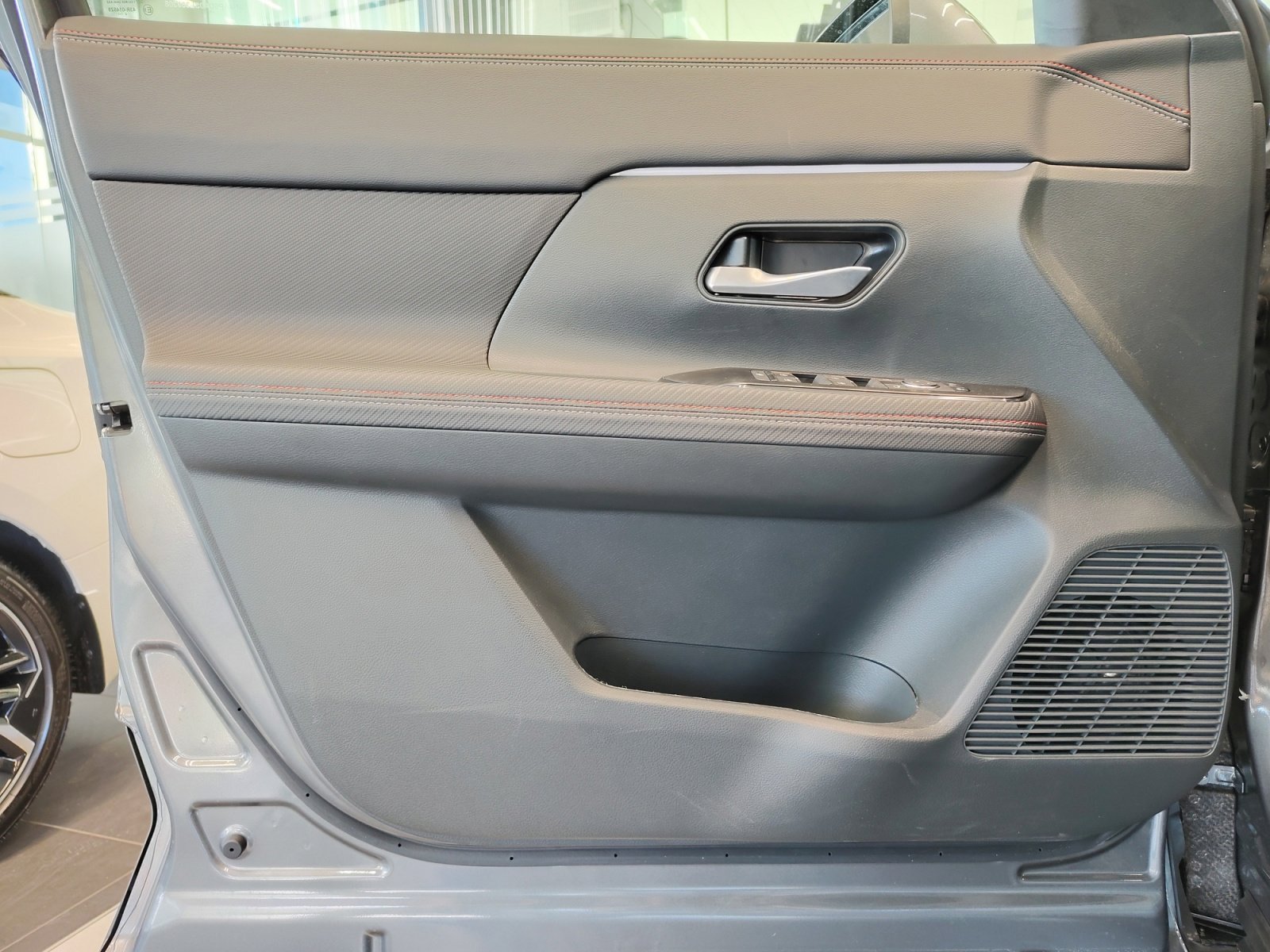 2026 Nissan KICKS SR - Photo 25