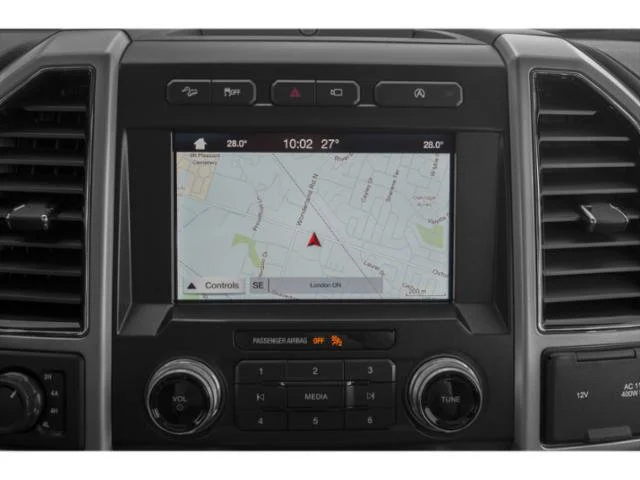 Used 2019 Agate Black Metallic Ford LARIAT image 19