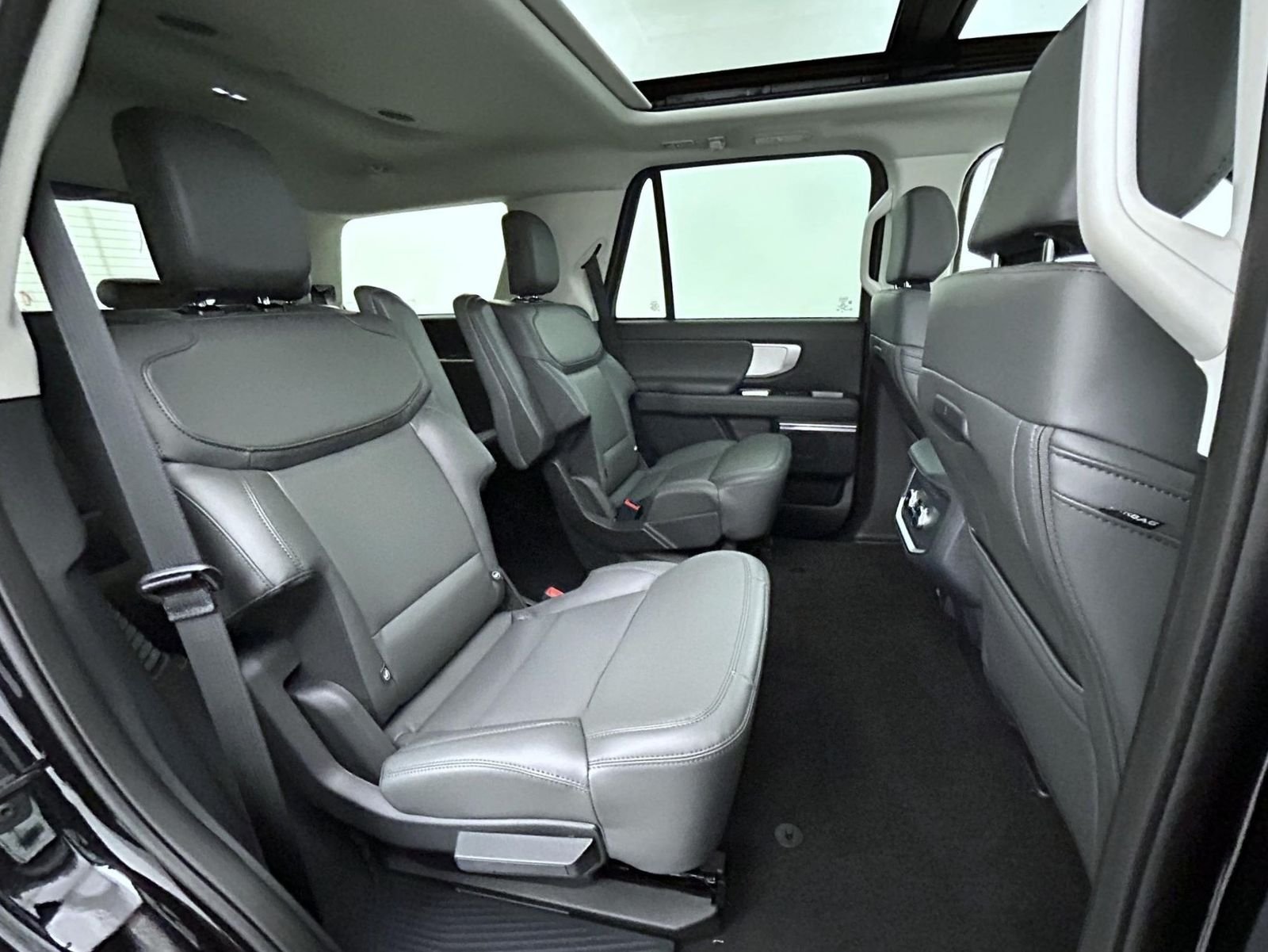 New 2026 Agate Black Metallic Ford Active image 18