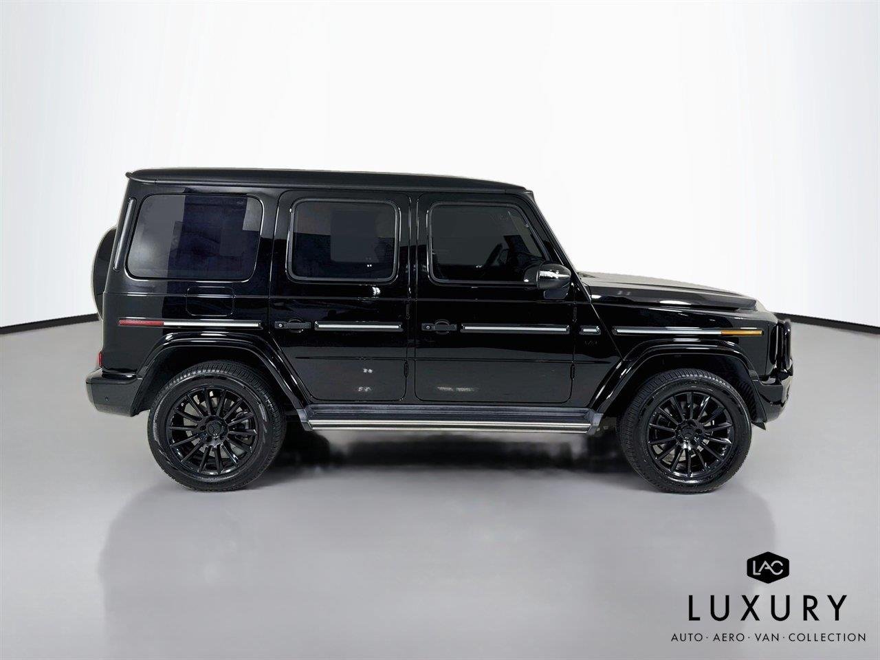 Used 2022 Black Mercedes-Benz G 550 | Exclusive Int Pkg | AMG® Line | One Owner image 4