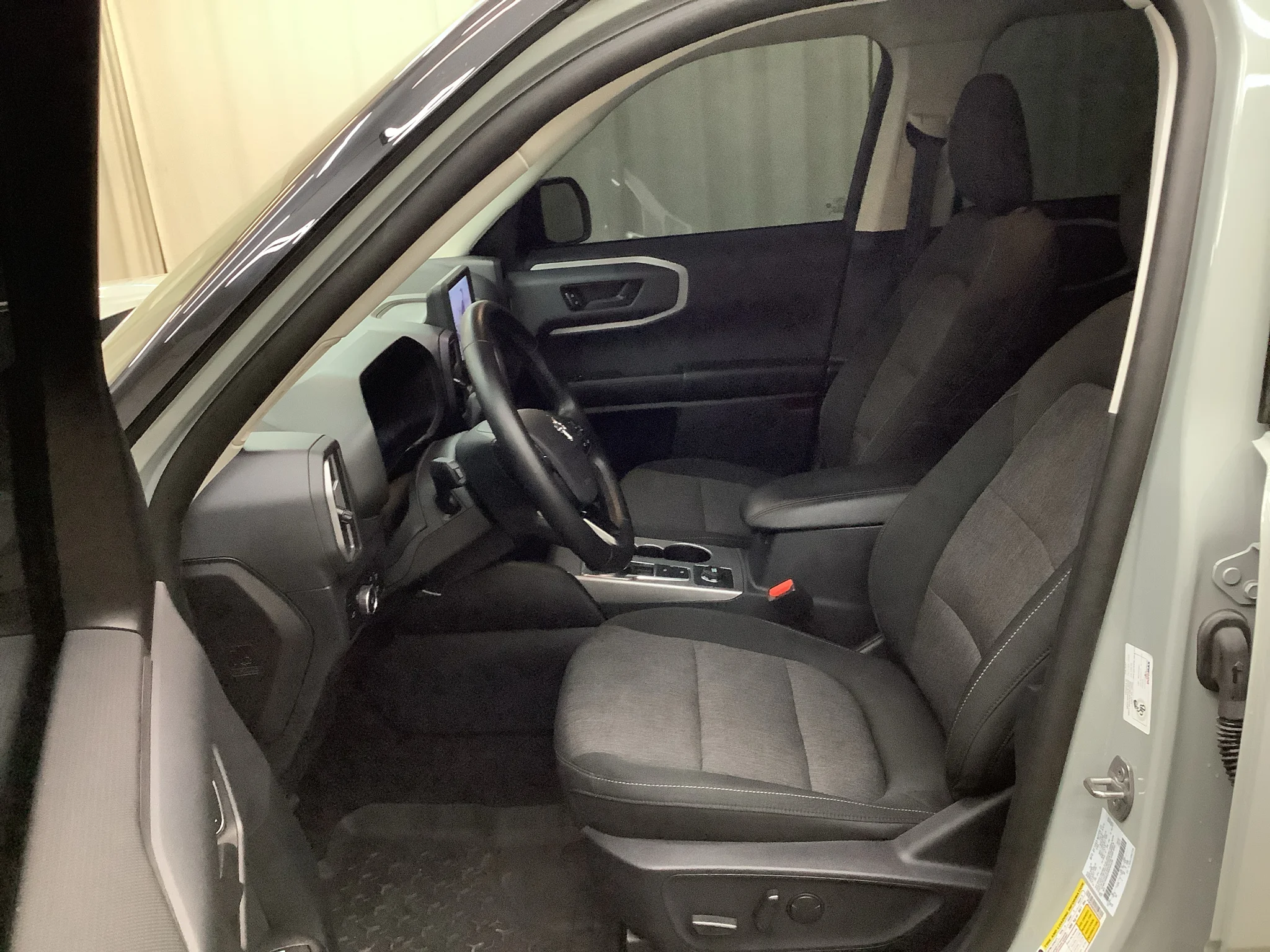 Used 2024 Cactus Gray Ford Big Bend image 13