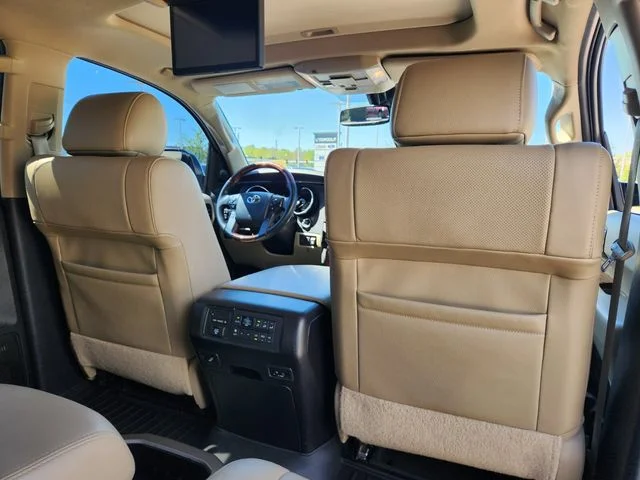 Used 2021 White Toyota Platinum image 25