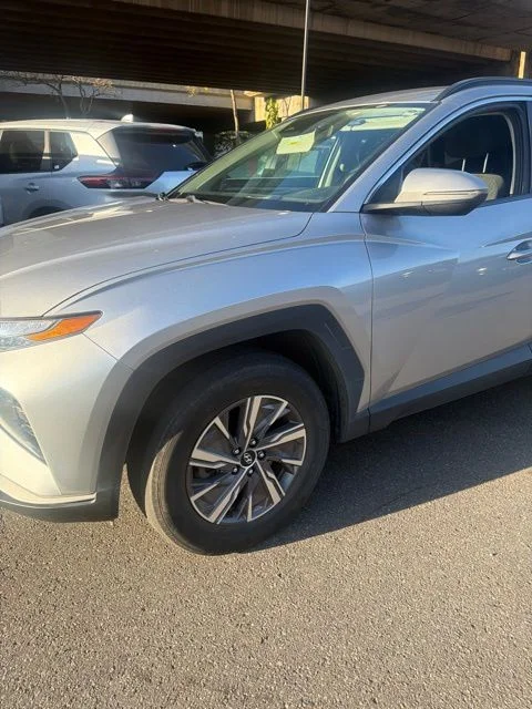 Used 2022 Silver Hyundai Blue image 2