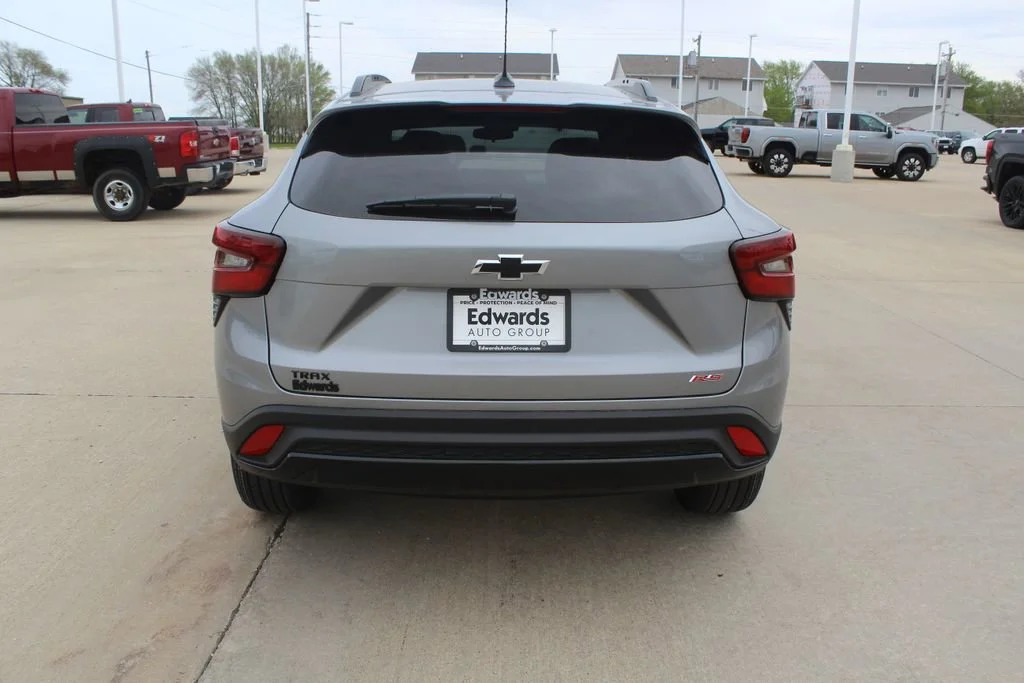 New 2026 Sterling Gray Metallic Chevrolet 2RS image 4