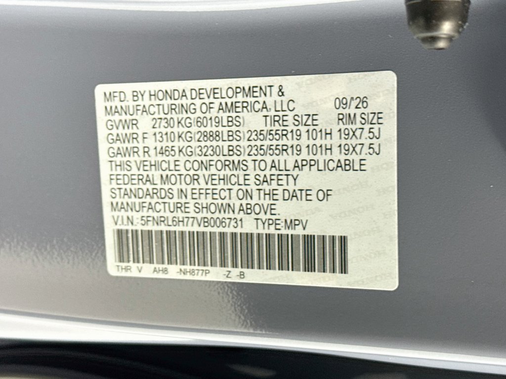 New 2027 Sonic Gray Pearl Honda Sport-L image 31