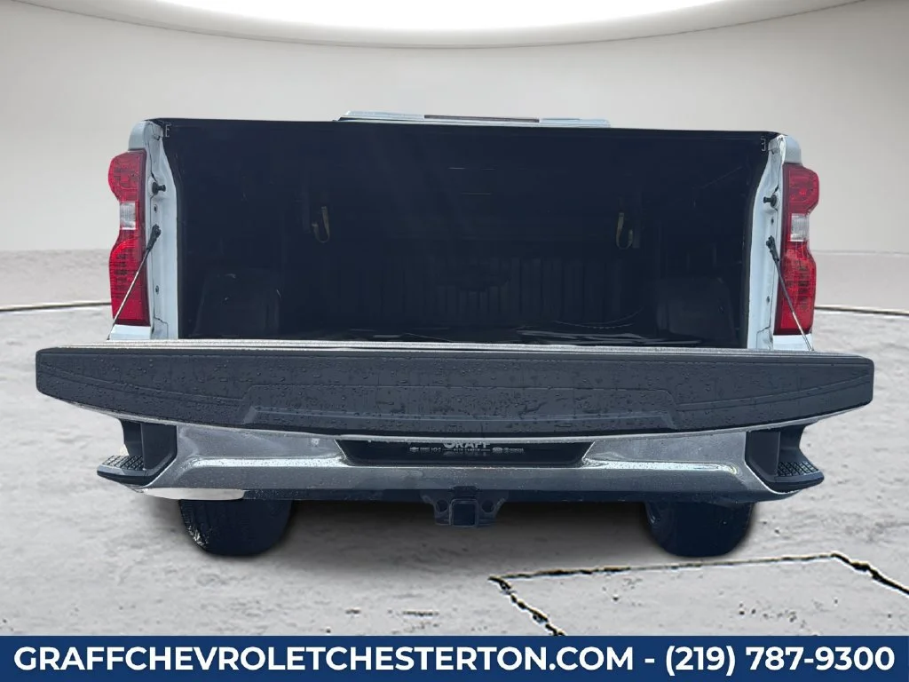 Used 2020 SUMMIT WHITE Chevrolet LT image 27