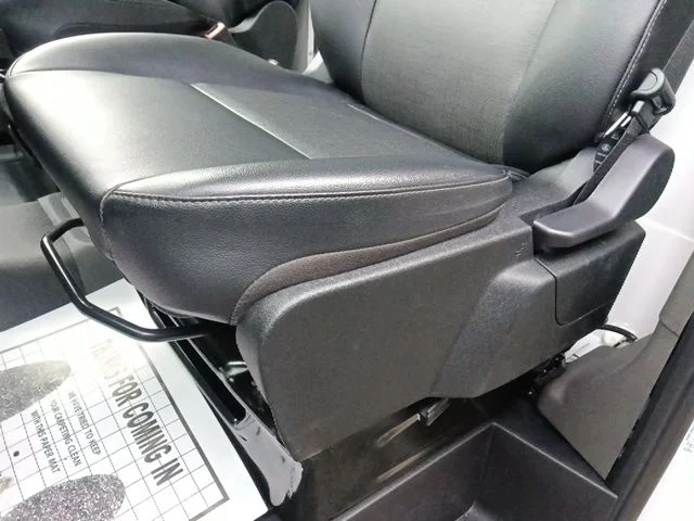 New 2026 Oxford White Ford Cutaway image 16