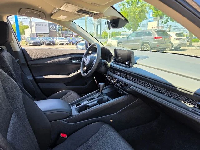 2025 Honda Accord LX - Photo 11