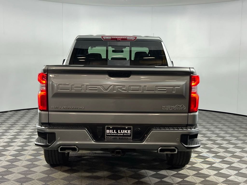 2023 Chevrolet Silverado 1500 High Country photo 4