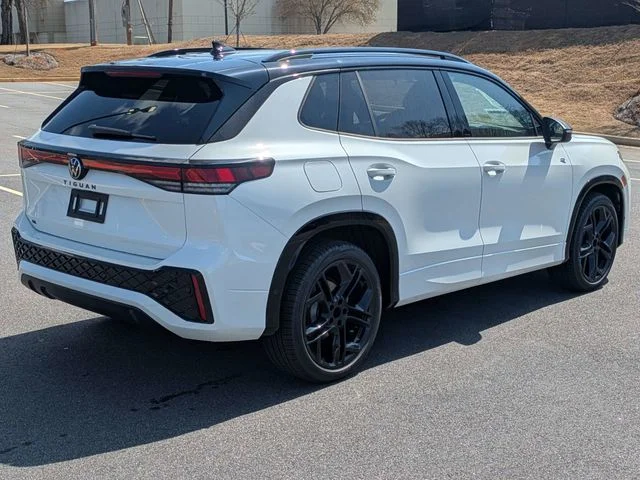 New 2026 Opal White W/Deep Black Roof Volkswagen 2.0T SE R-Line Black image 4