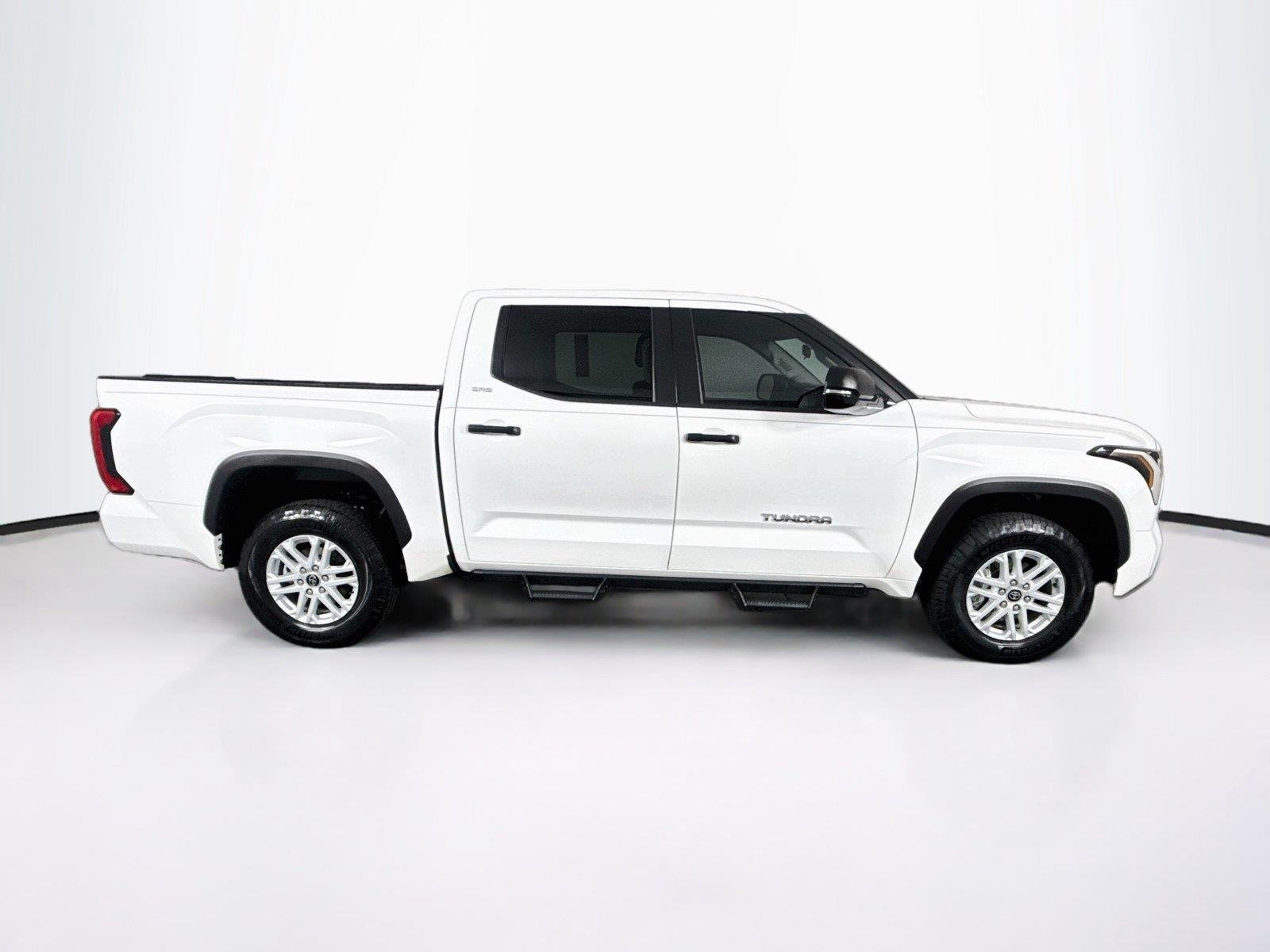 Used 2024 Ice Cap Toyota SR5 image 10